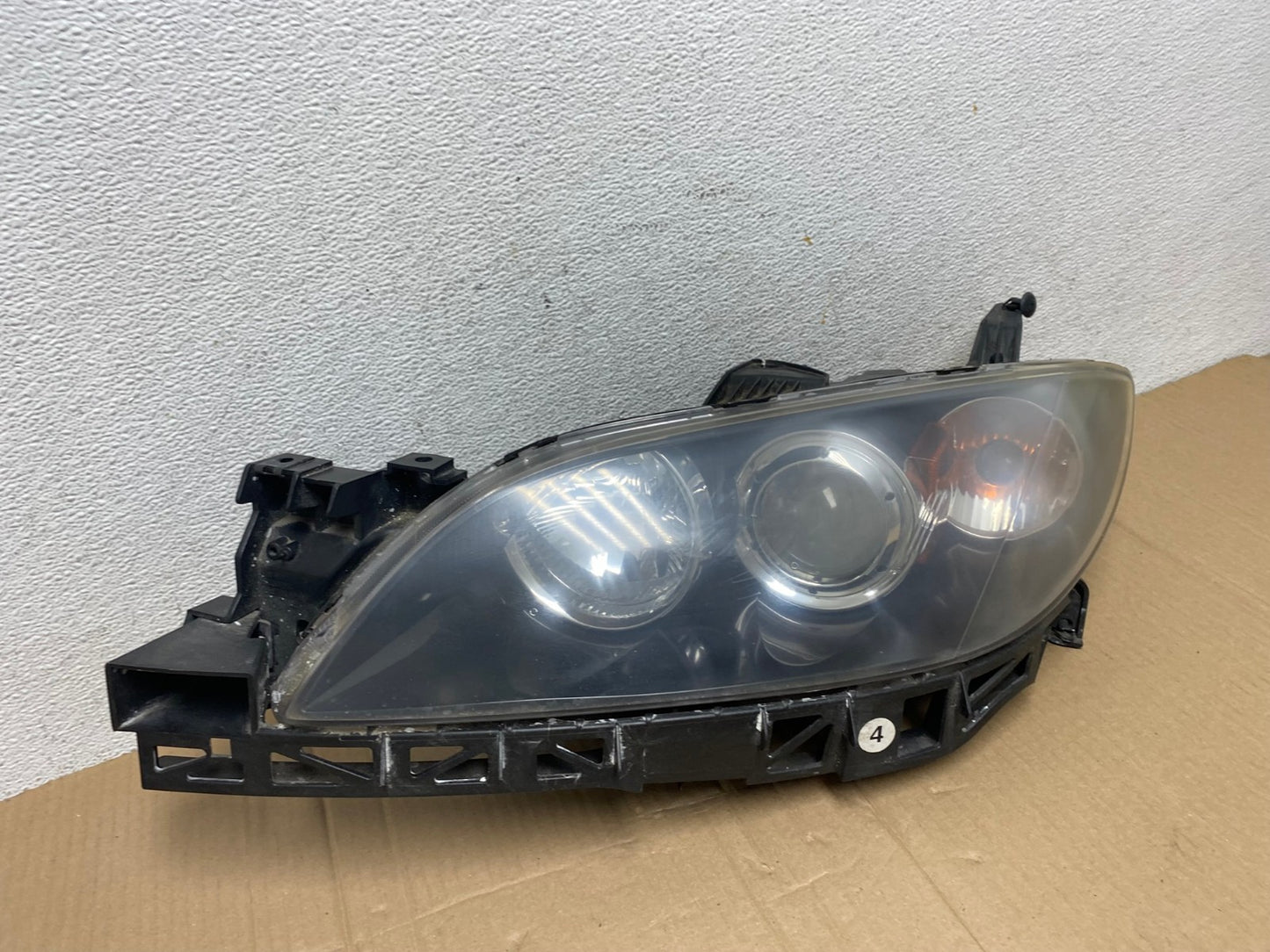 2004 to 2009 Mazda 3 Sedan Left Driver LH Side Headlight AE8908 LK2
