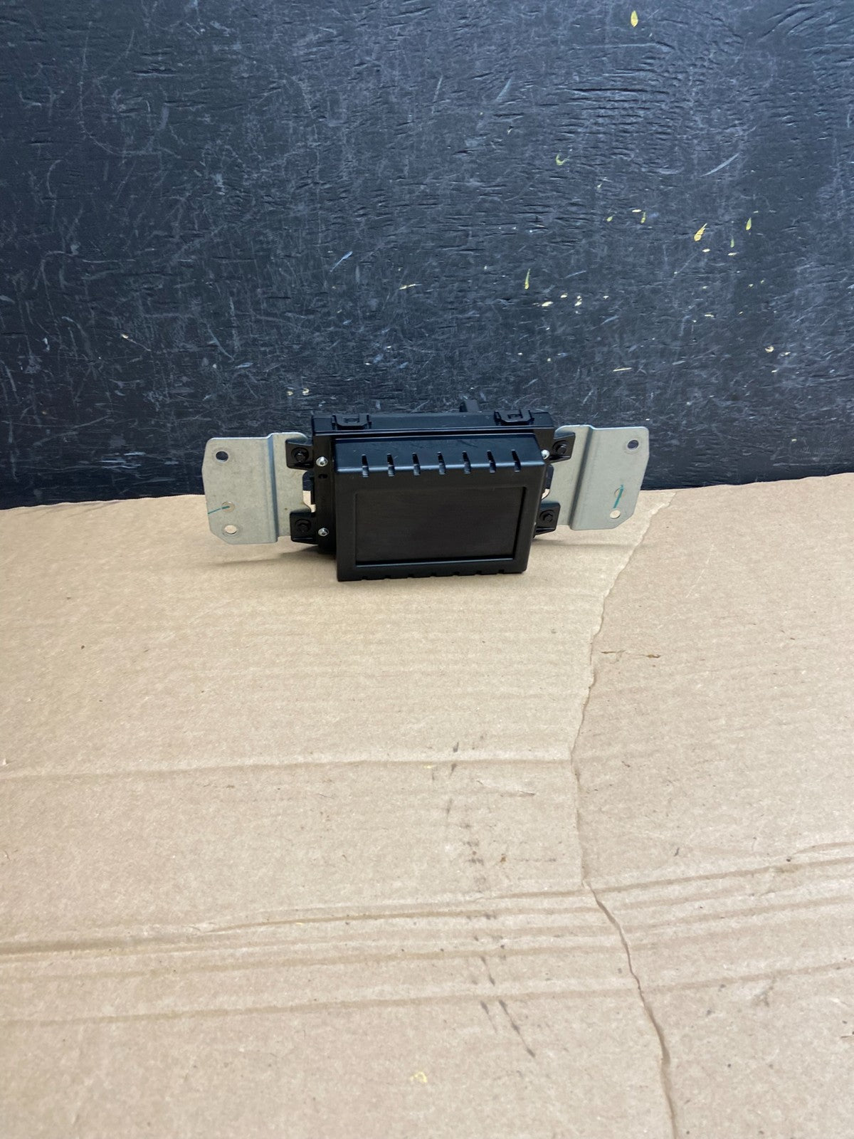 2014 to 2016 Ford Fusion 4.2" Radio Information Display Screen af1827 DG0