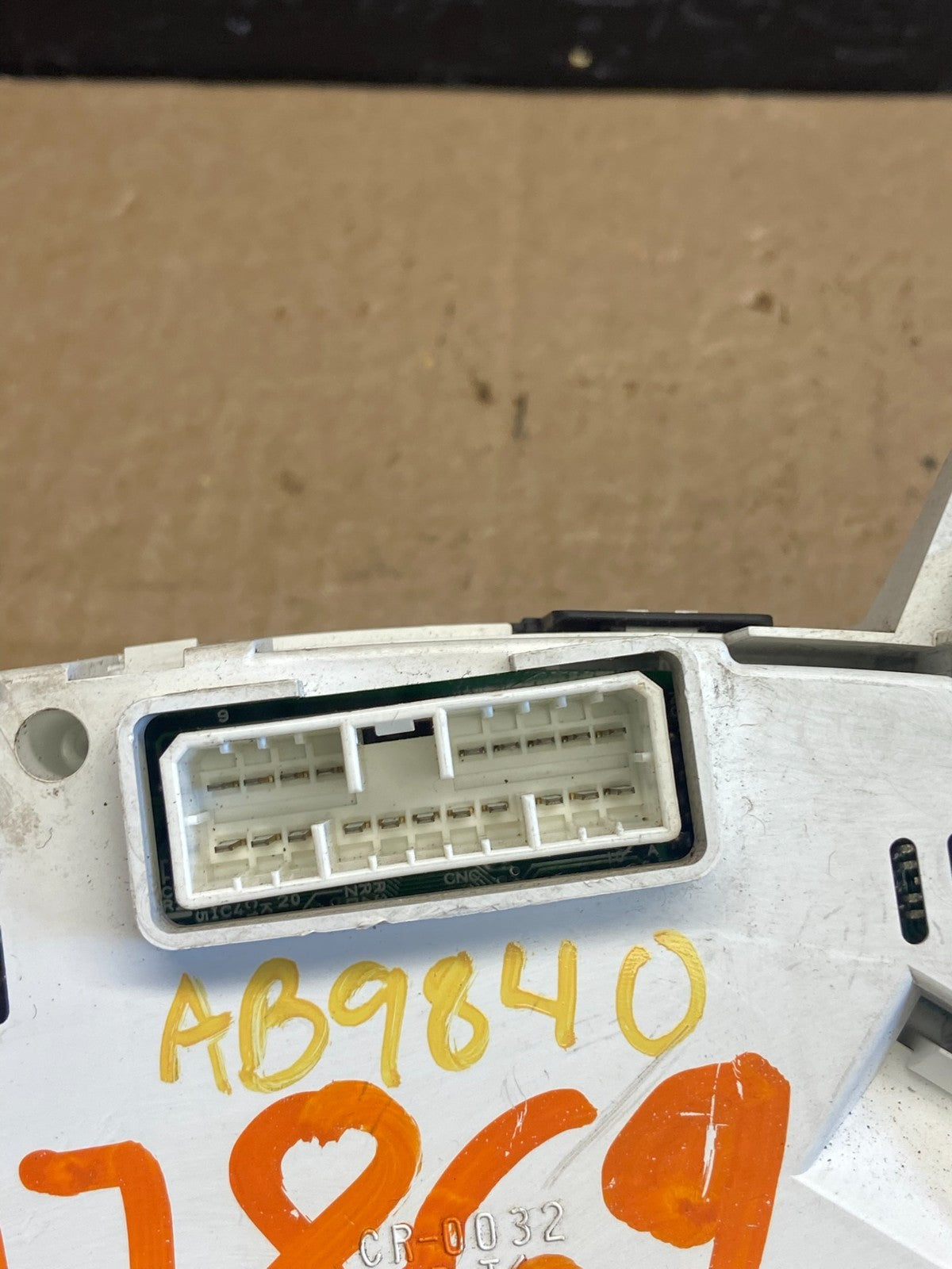 2006 Jeep Grand Cherokee 3.7L Speedometer Gauge Cluster OEM ab9840 DG8