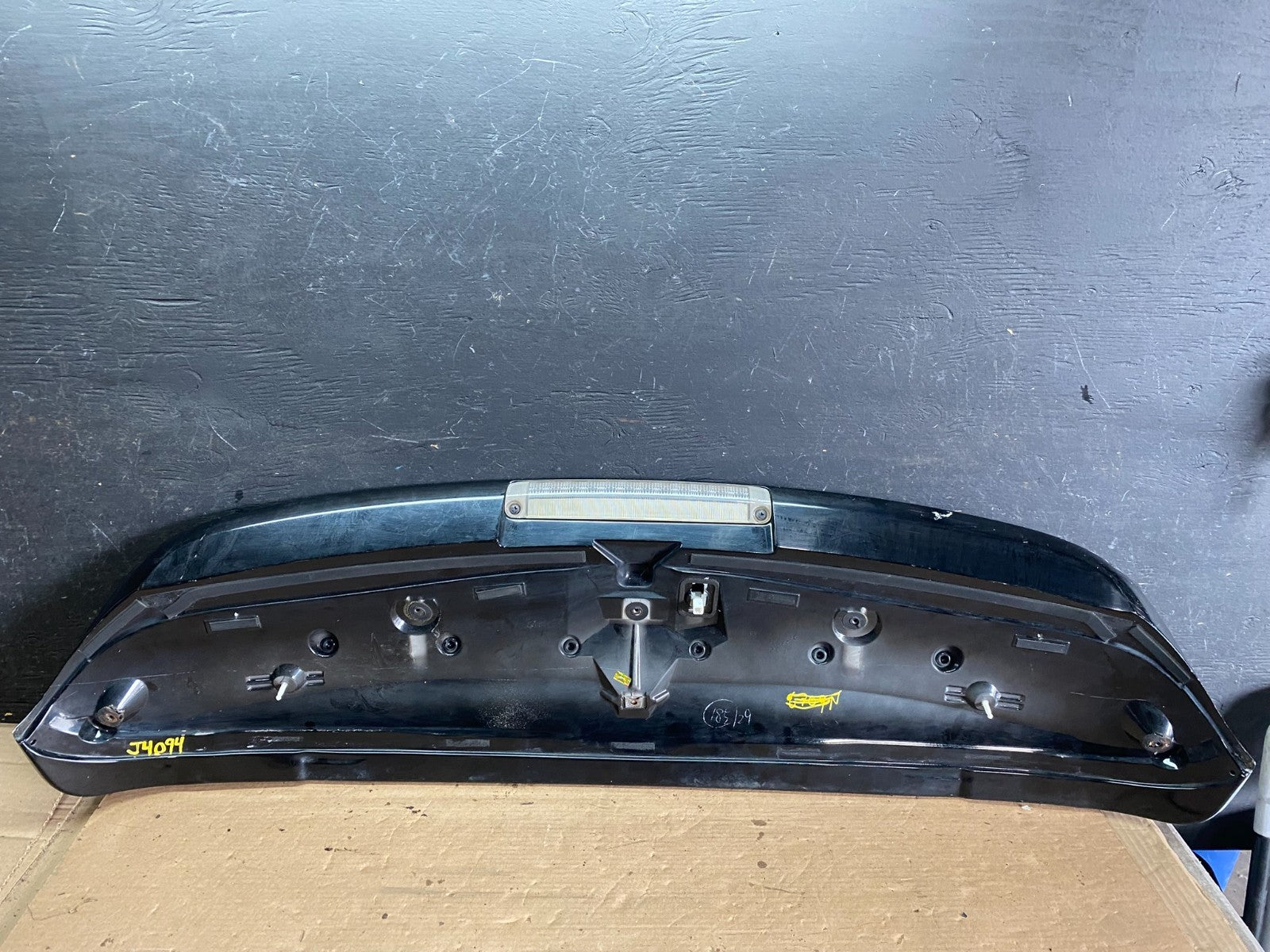2004-2009 Lexus RX330 RX350  Rear Trunk Tail Gate Lift Gate Spoiler OEM O80859