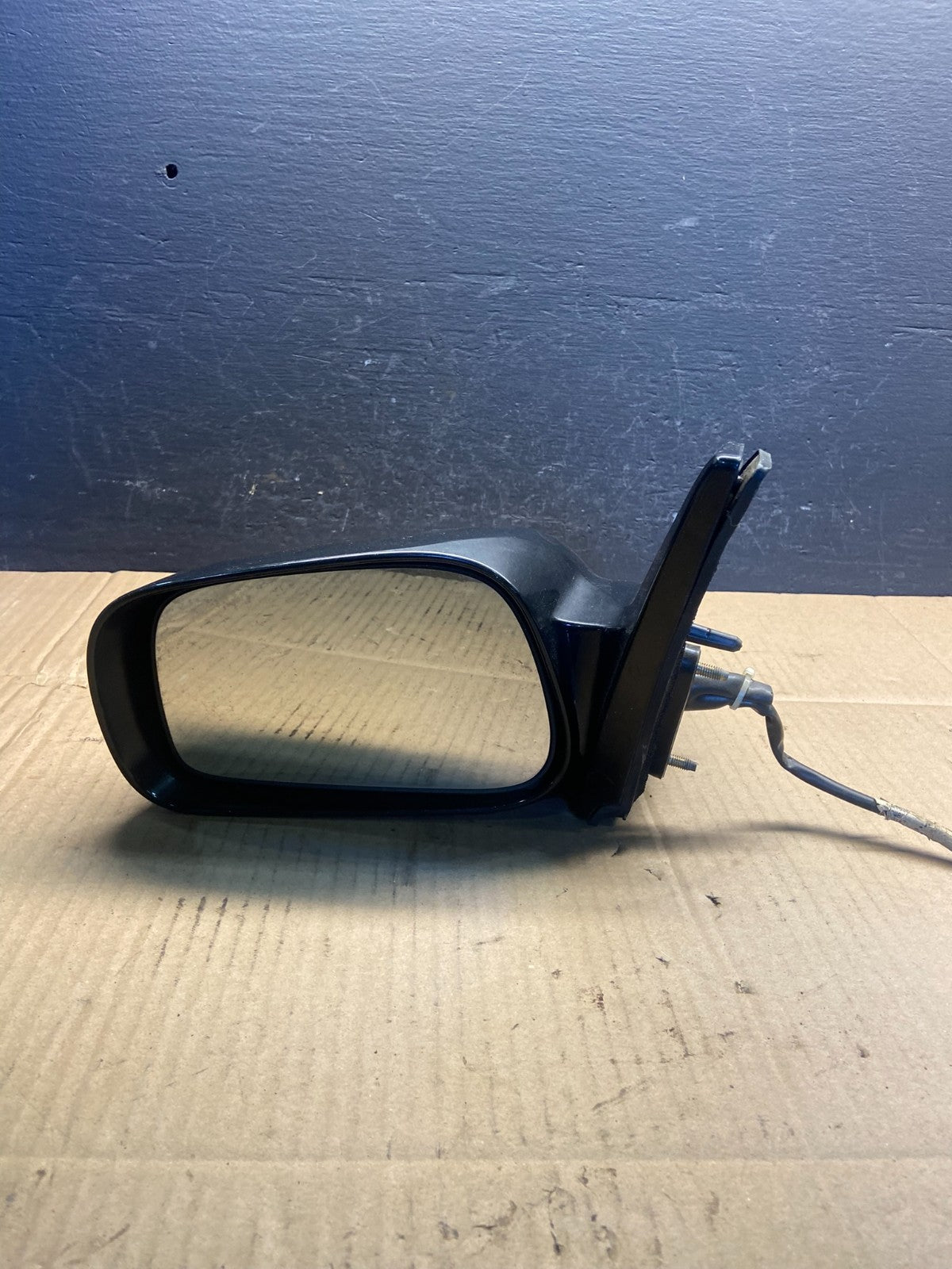 2003 to 2008 Toyota Matrix Left Driver Lh View Door Mirror AD2937 DG8