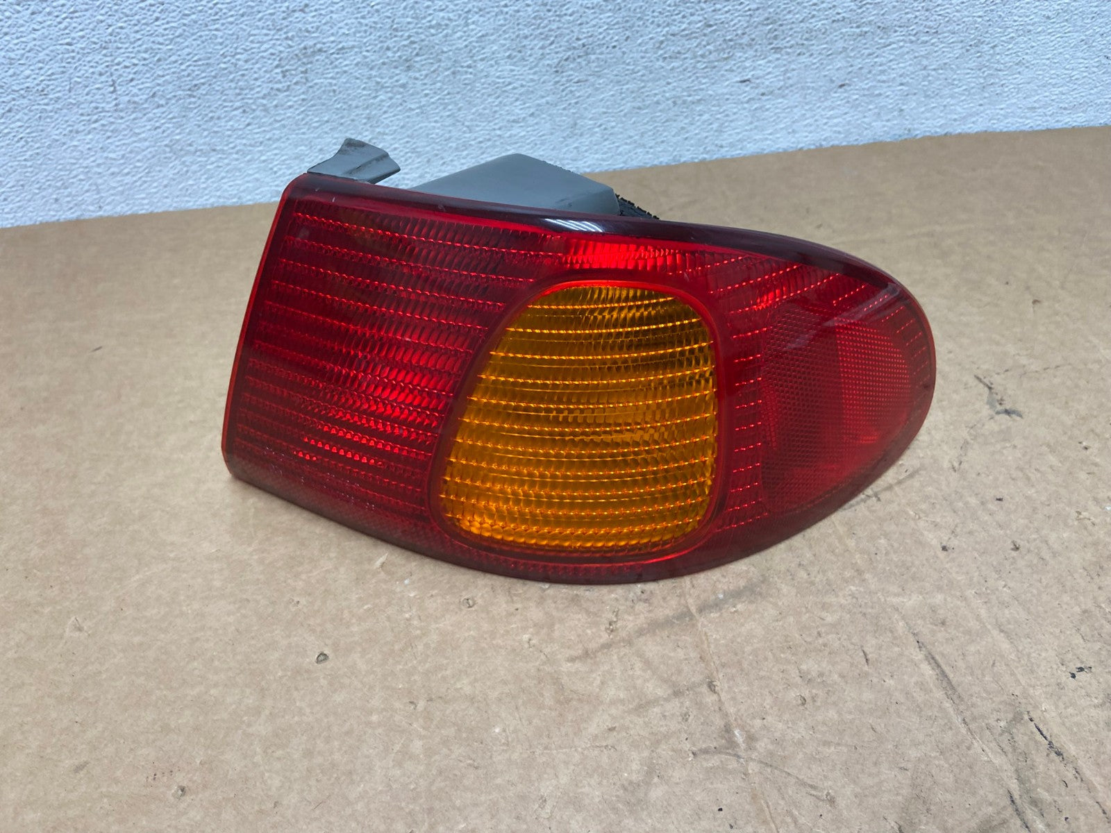 1998 1999 2000 Toyota Corolla Right Passenger Side Tail light AD6265 LK0