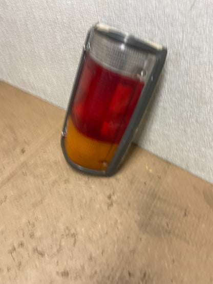 1985-1998 Mazda Magnum Bravo B2000 B2200 B2600 Left Driver Tail Light AA6734  DG1