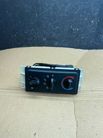 1997-2000 Dodge Dakota Climate Temperature Control A/C Heater Panel OE af1801 DG0