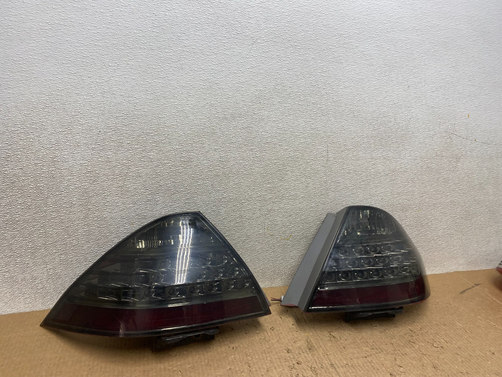 2006 - 2007 Honda Accord Left+Right Set LED Tail lights W5530 DW2