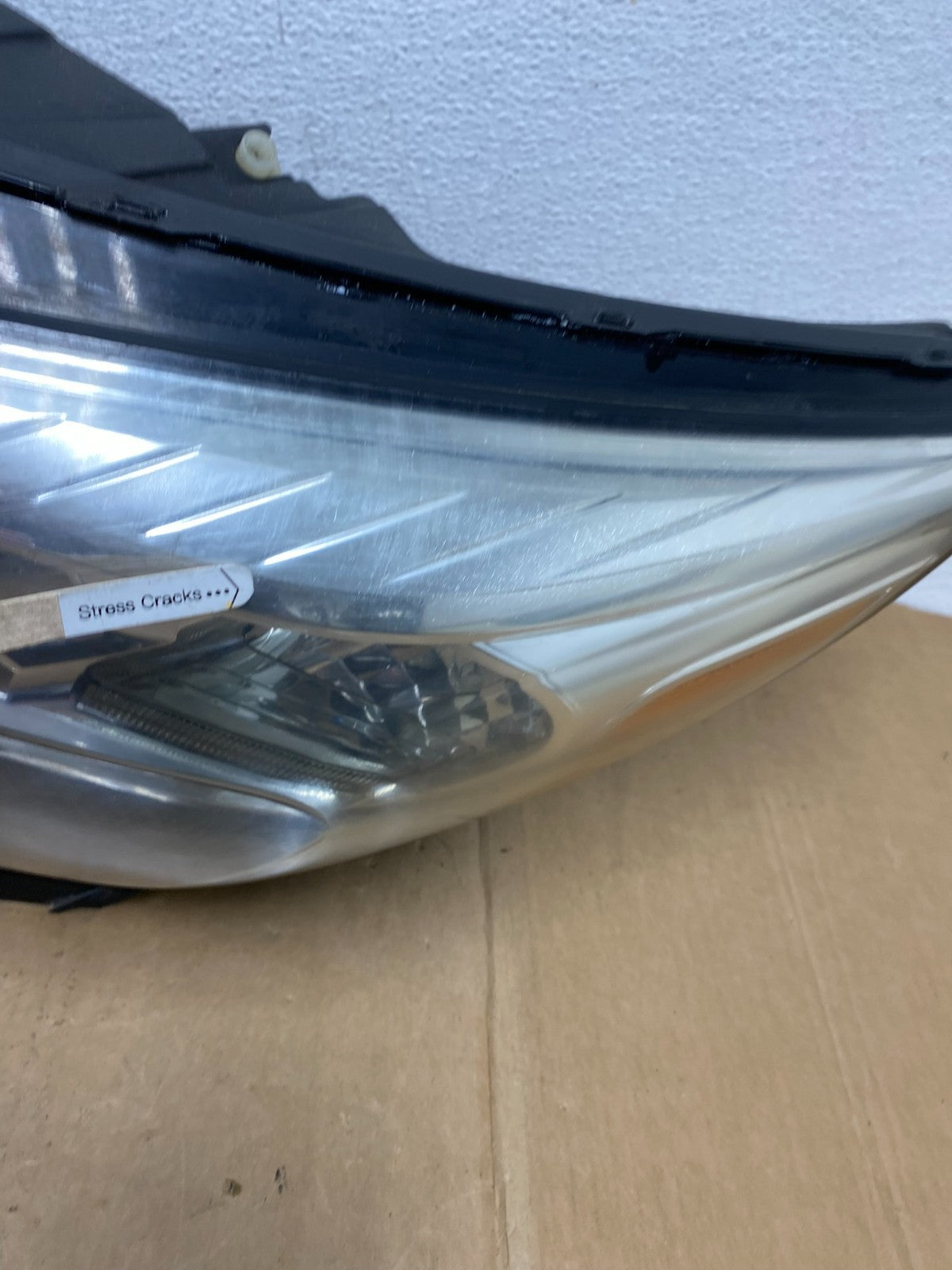 2013 2014 2015 Chevrolet Malibu Headlight Projector Left Driver Side AC84554