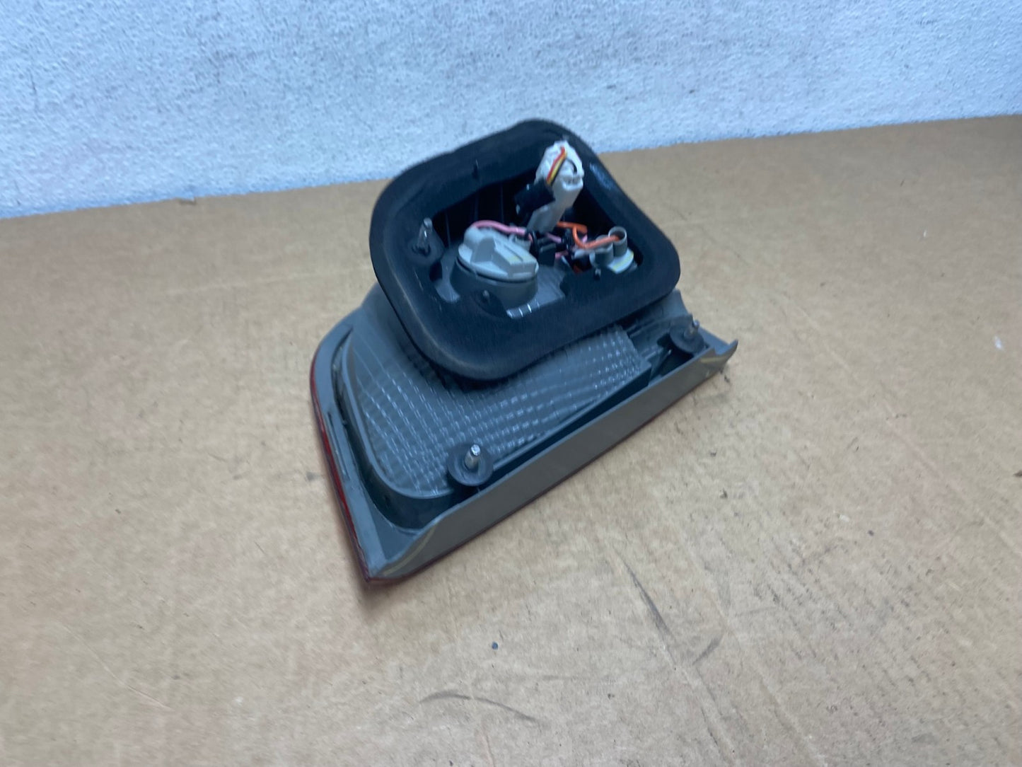 2011 2012 2013 Kia Sorento Right Passenger Inner Tail Light AD5426 LK5