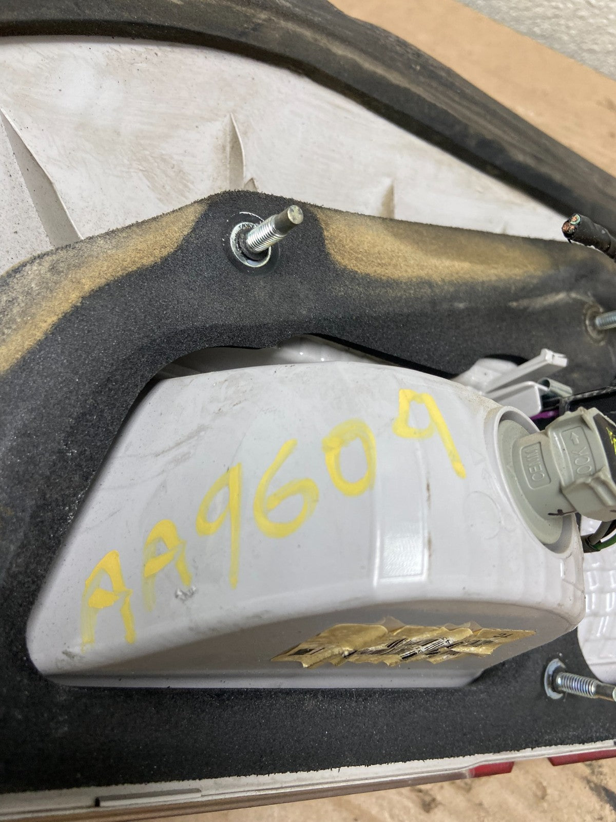 2010-2017 GMC Terrain Tail Light Inner Left Driver Lh Oem AA9609 LK6