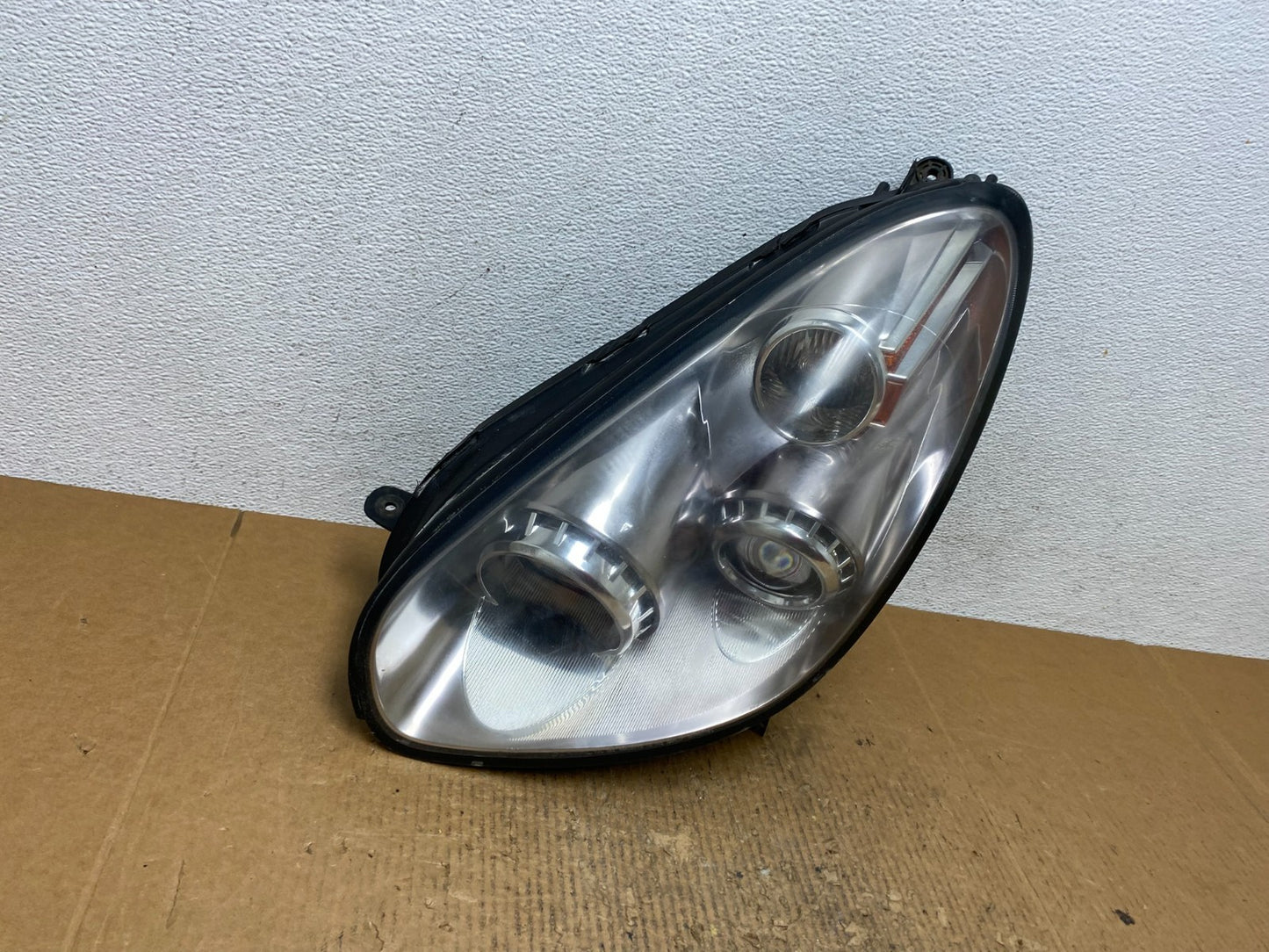 2006 - 2007 Subaru Tribeca B9 Left Driver LH Side Halogen Headlight AE27012