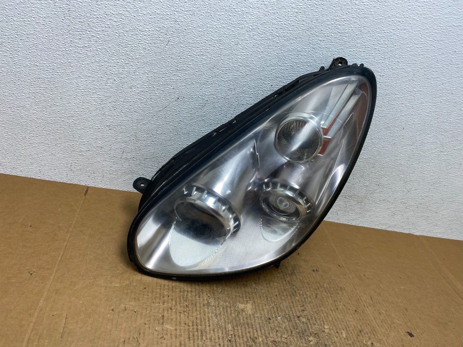 2006 - 2007 Subaru Tribeca B9 Left Driver LH Side Halogen Headlight AE27012
