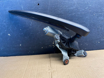 2010 to 2016 Cadillac SRX Rear Windshield Washer Wiper Motor AA7737 DG0