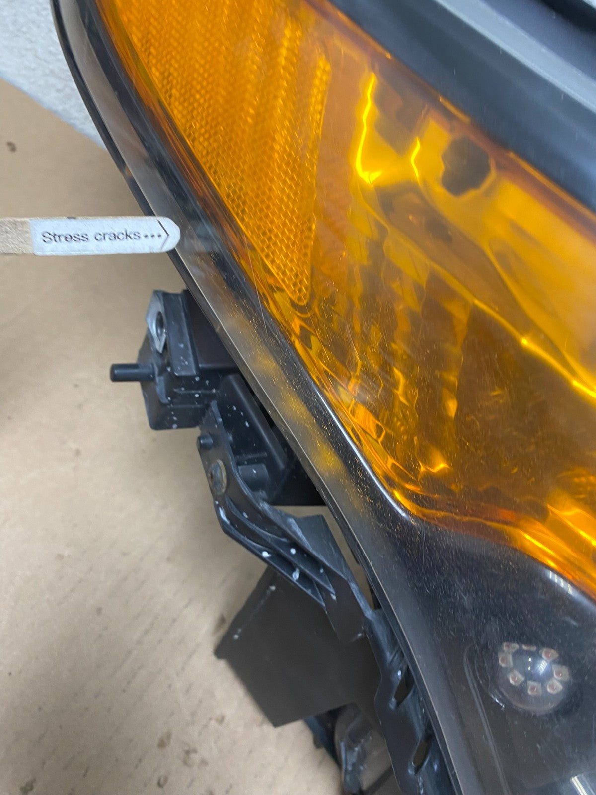 2011 to 2015 Ford Explorer Police Right Passenger Halogen Headlight Oem P9152 DW6