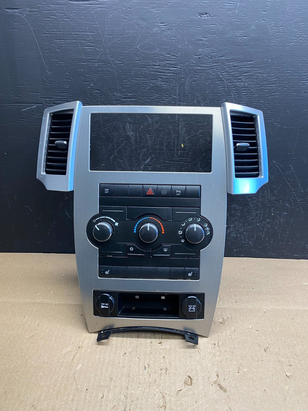 2008 2009 2010 Jeep Commander Grand Cherokee A/C Climate Control Bezel AC6479 DG0