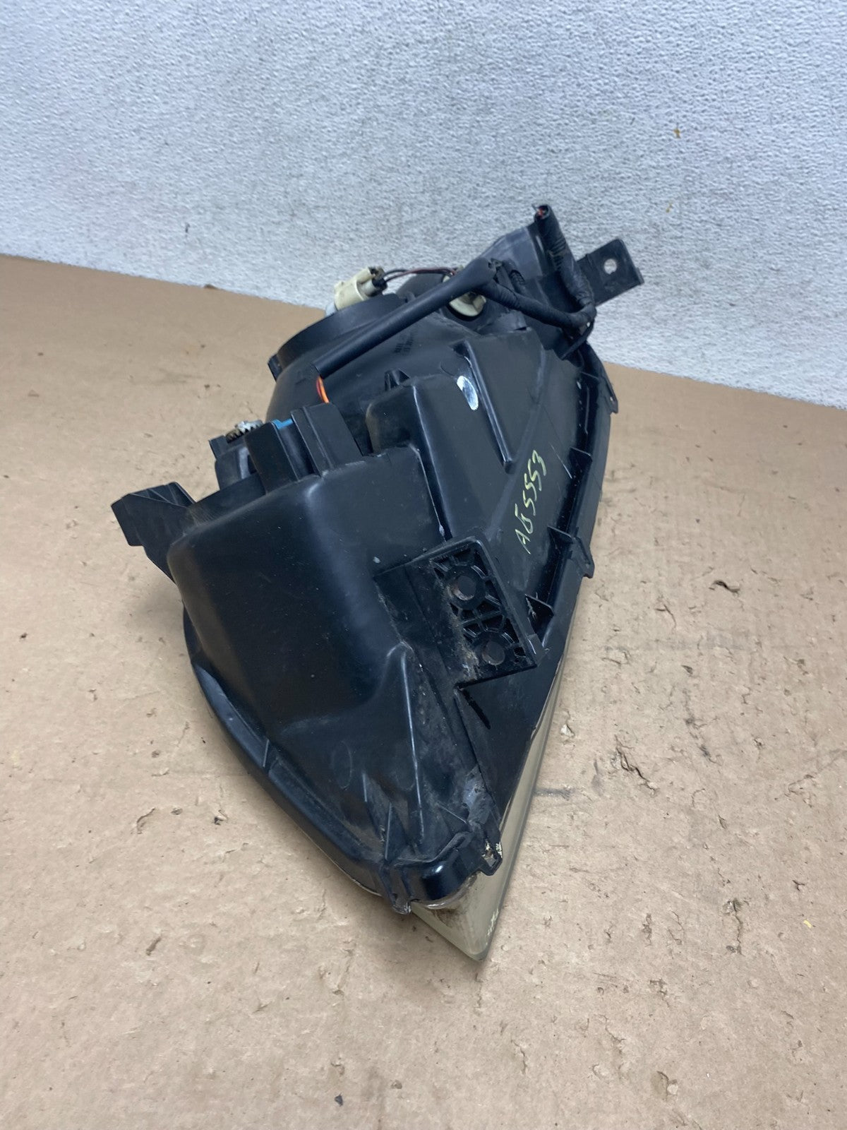 2001 to 2003 Acura MDX Passenger Right RH Headlight AG5553 DW8