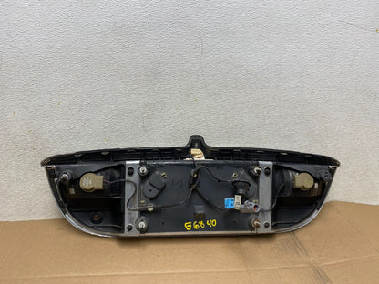 1999-2002 Lincoln Continental License Plate Panel Backup Lights Trim g68405