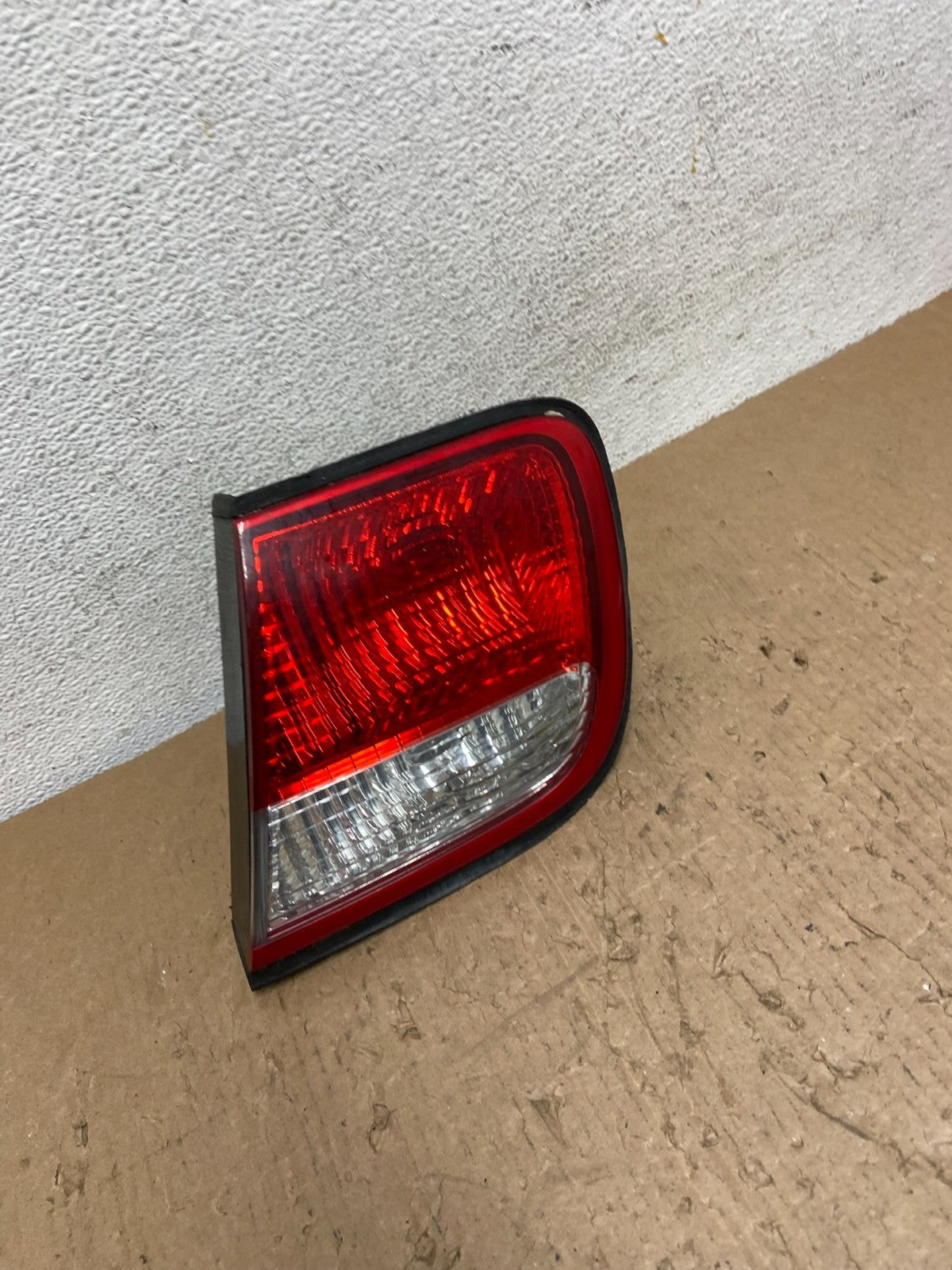 1999 2000 Mazda Millenia Right RH Side Inner Tail Light ad8788 DG2