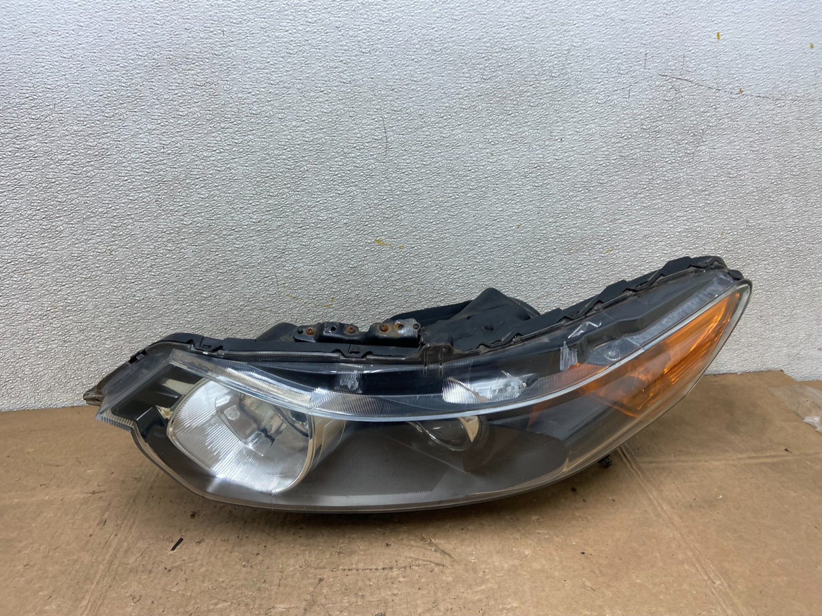 2009-2014 Acura TSX Left Driver LH Xenon HID Headlight Y6006 DW0