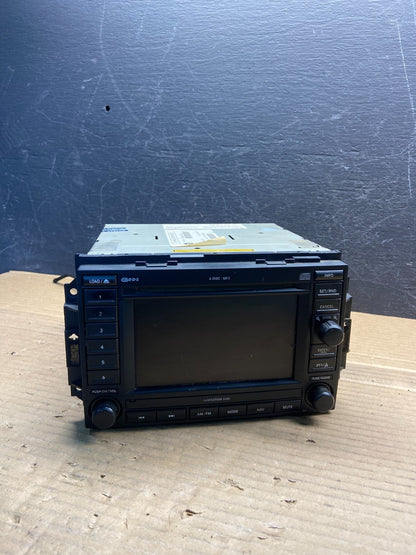 2005 2007 Jeep Dodge Chrysler Screen Display CD Player Satellite Radio AE2562 DG0