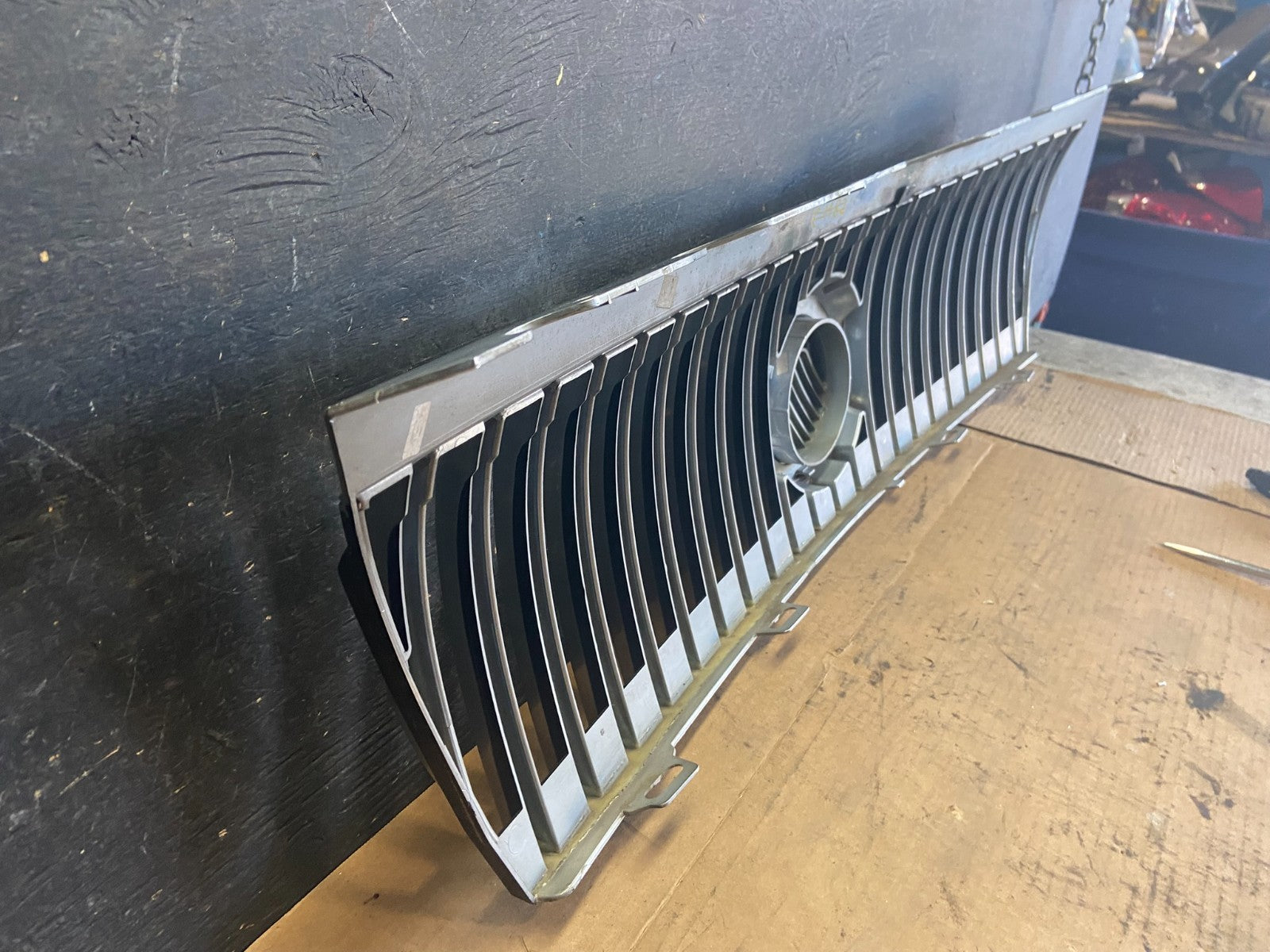 2006 to 2010 Mercury Mountaineer Front Upper Grill Grille Oem v9420 DG8