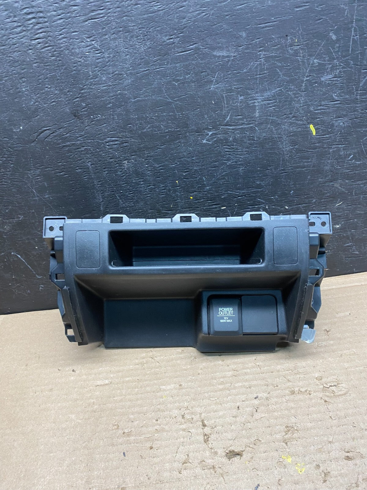 2016 to 2018 Honda Pilot Center Console Pocket Storage Power Outlet j9457 PS0