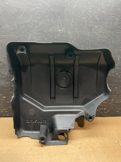 2010 to 2011 Cadillac SRX Engine Cover 2.8L 19420814 Y9495 PS5