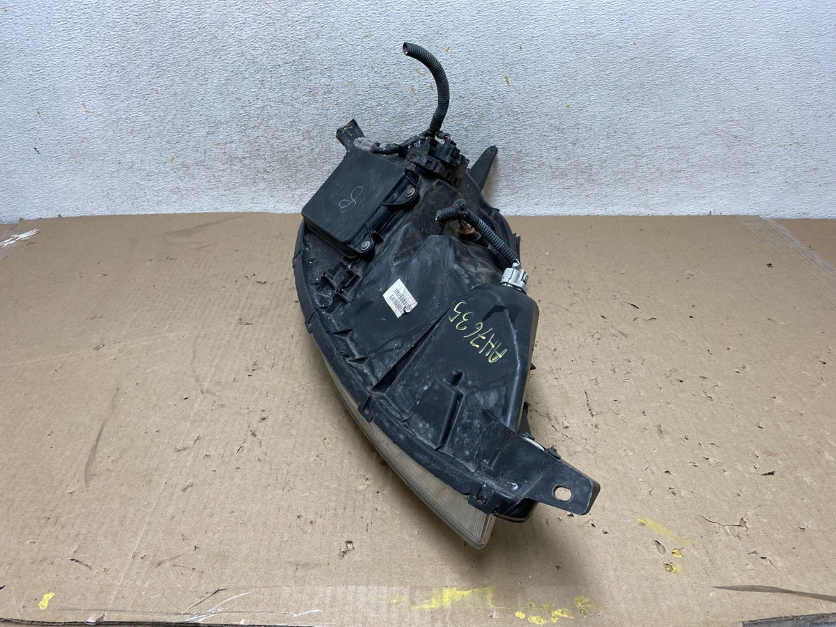 2006 to 2010 Toyota Sienna Left Driver Lh Side Headlight Halogen AH7635 DW10