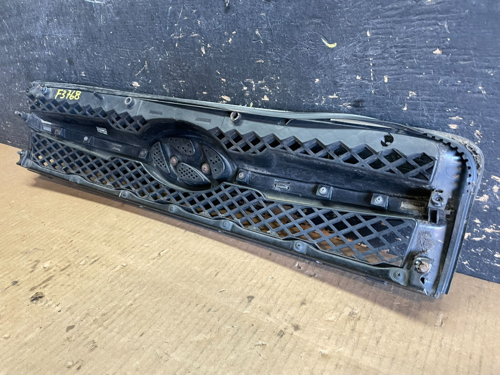 2005 to 2008 Hyundai Tucson Front Upper Grille Grill Oem AA5973 DG7