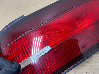 1993 to 1997 Geo Prizm Left Driver Right Side Tail Light AG9284 LK3
