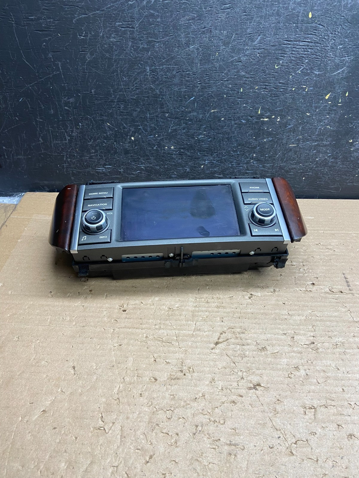 2010 - 2013 Land Range Rover Screen Navigation Radio Display AG8523 DG3