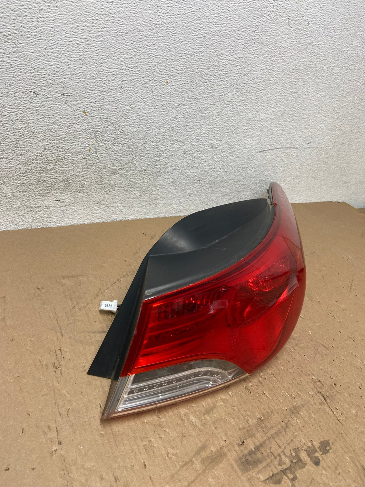 2011 2012 2013 Hyundai Elantra Sedan Right Passenger Tail Light AD7832 LK2