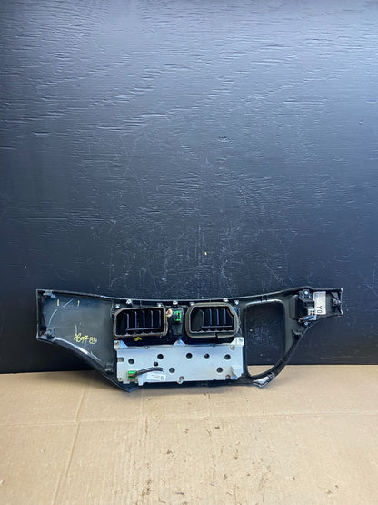 2005 to 2010 Honda Odyssey  Radio Climate Control Dash Trim Bezel Oem AB9785 DG5