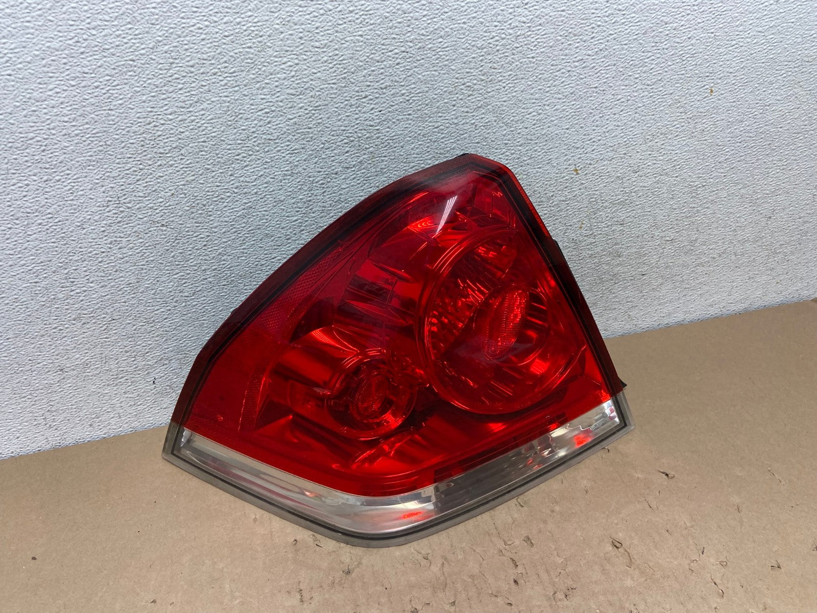 2006 to 2012 Chevrolet Impala Left Driver Lh Side Tail Light AG6773 LK0