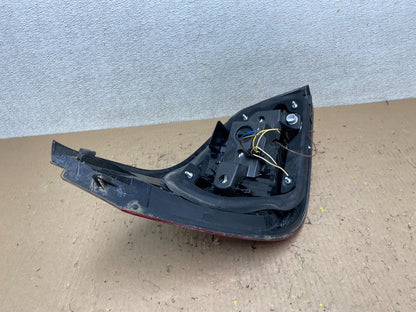 2008 2009 2010 BMW 5 525i 530i Right Passenger Rh Tail Side Light Oem R9758 DW5