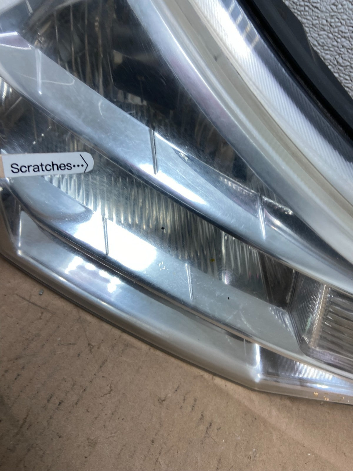 2008 2009 2010 2011 Ford Focus Right Passenger Rh Side Headlight Y1039 DW3