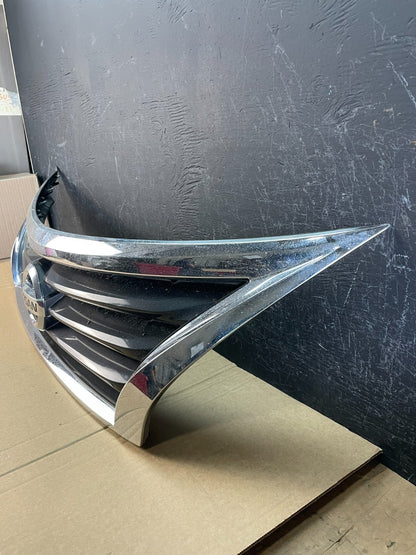 2013 to 2015 Nissan Altima Front Upper Grill Grille Sedan AC9932 DW1