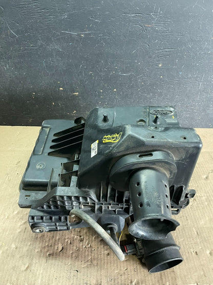 2009 to 2010 Ford Expedition Air Intake Cleaner Box Coolant Bottle M8972 DG4