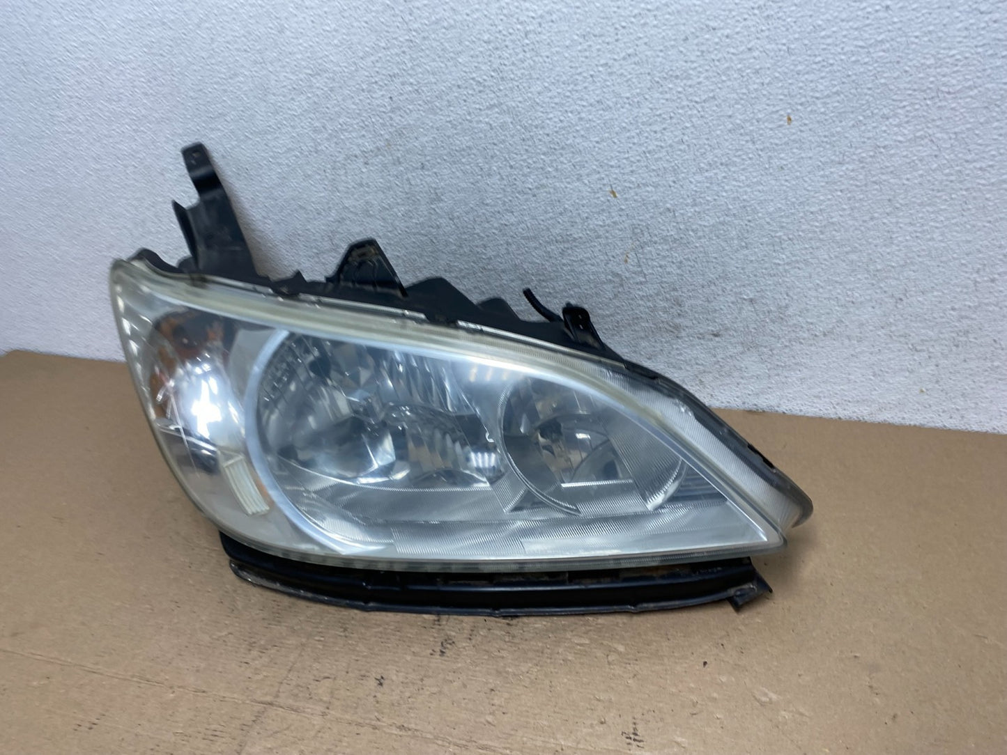 2004 2005 Honda Civic Sedan Headlight Halogen Right Passenger Rh AF4749 DW1