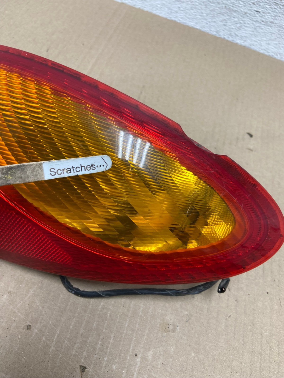 2001 to 2005 Chrysler PT Cruiser Right Passenger Tail Light AE6935 LK3