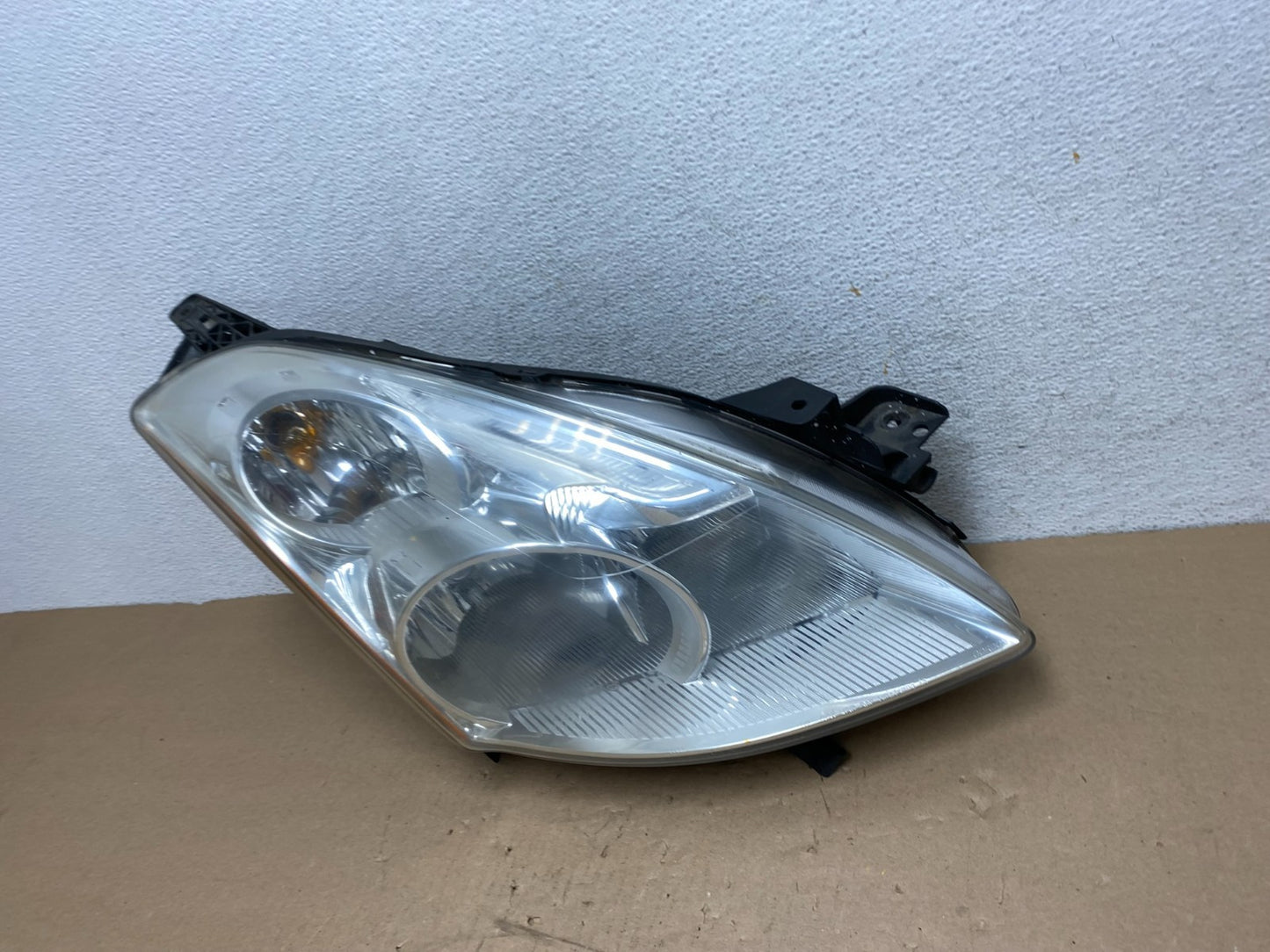 Sedan 2010 2011 2012 Nissan Altima Headlight Right Passenger Rh AG3428 DW1