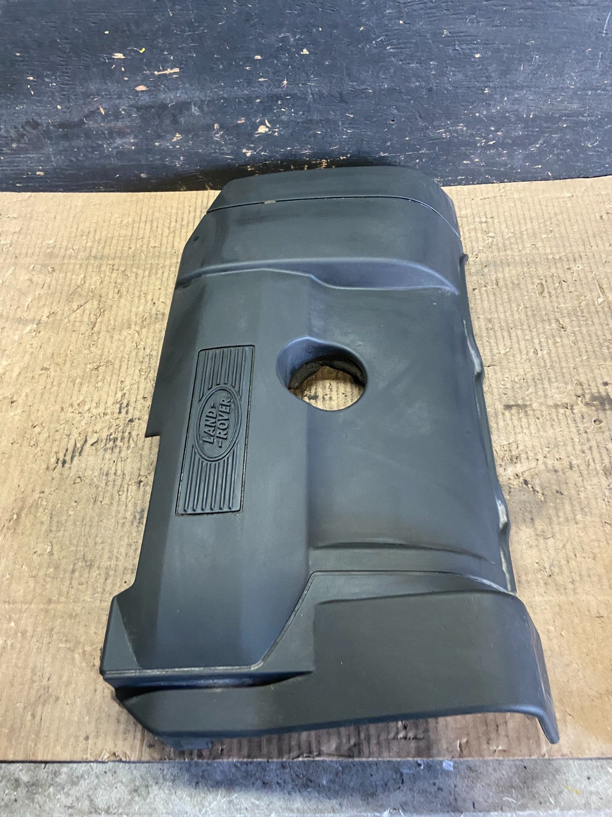 2008 - 2012 Land Rover LR2 3.2L Engine Motor Top Cover Trim Panel R7149 DG2