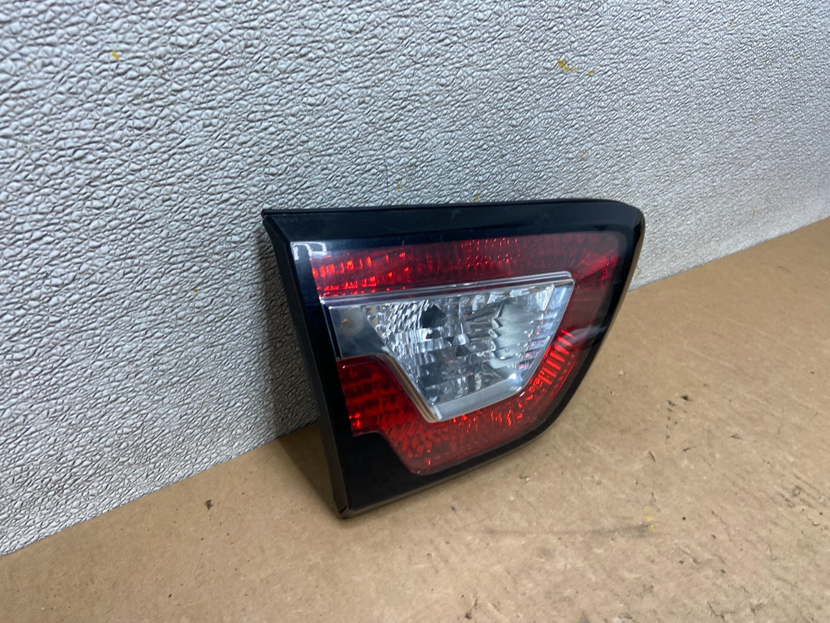 2013 to 2017 Chevrolet Traverse Left Driver LH Inner Tail Light Z77112