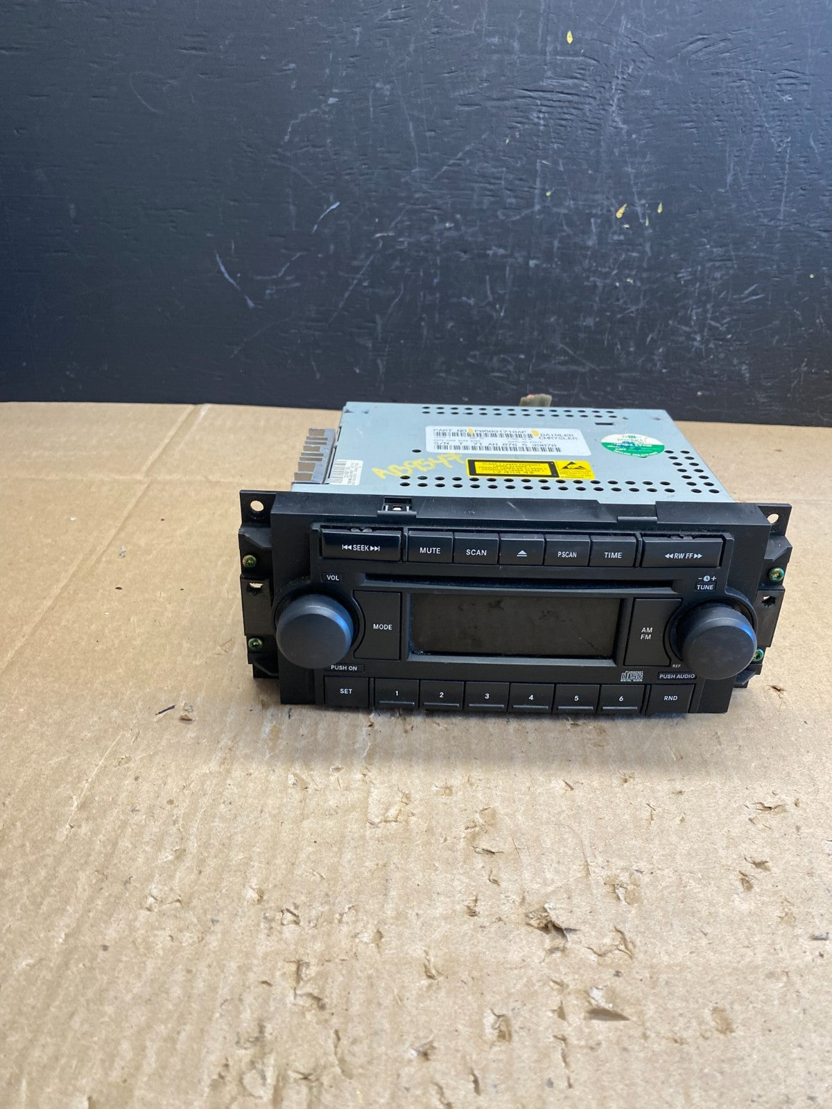 2005 2008 Jeep Dodge Chrysler AM/FM CD Player Satellite Radio ab9547 DG0