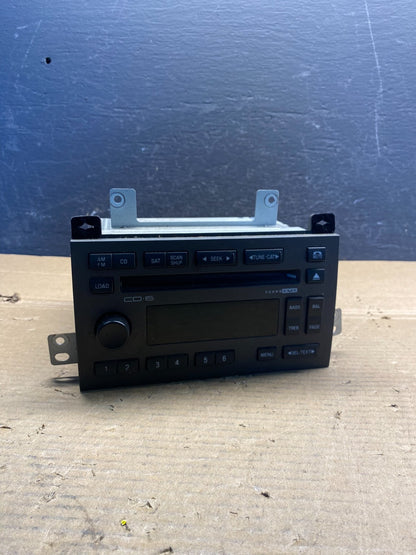 2006 - 2011 Lincoln Town Car AM/FM Radio CD Player AD6561 DG0