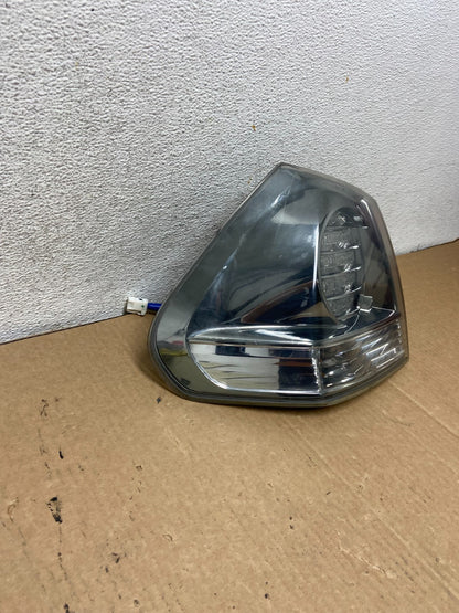 2006 to 2007 Lexus RX400H Left Driver LH Side Tail Light AG2022 DW2