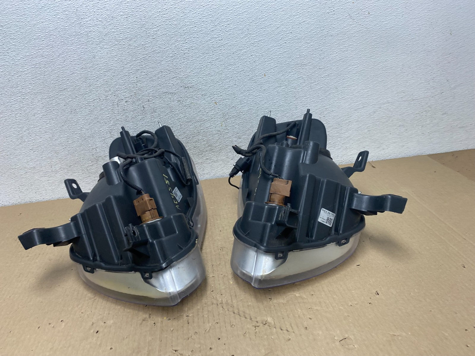 2006 2007 2008 2009 2010 Ford Explorer Left+Right Set Headlights AE9581 DW8