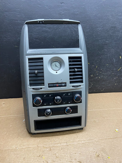 2009-2010 Dodge Journey Heater Air Vent Temp Climate Control Panel W1758 DG0