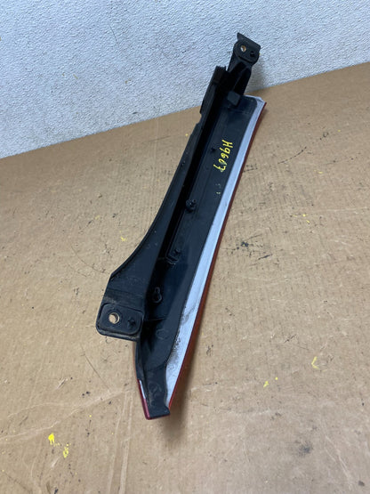 2003 to 2006 Volvo XC90 Right Passenger Side Upper Tail Light OEM H9607 KC7