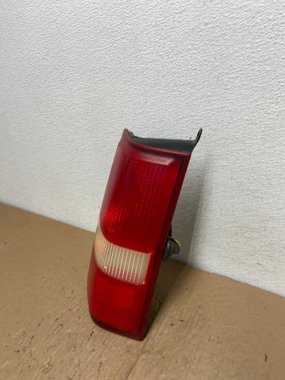 2003 2017 Chevrolet Express 1500 2500 3500 Right Passenger Tail Light AC6072 LK1