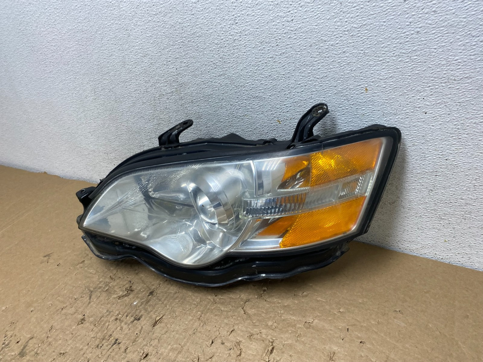 2006 to 2007 Subaru Legacy Left Driver LH Side Headlight AF9478 DW1