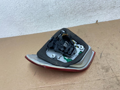 2009 2010 BMW 323i 325i 328i 335i 3 Series Left Driver Tail Light TYC AF5047 DW5